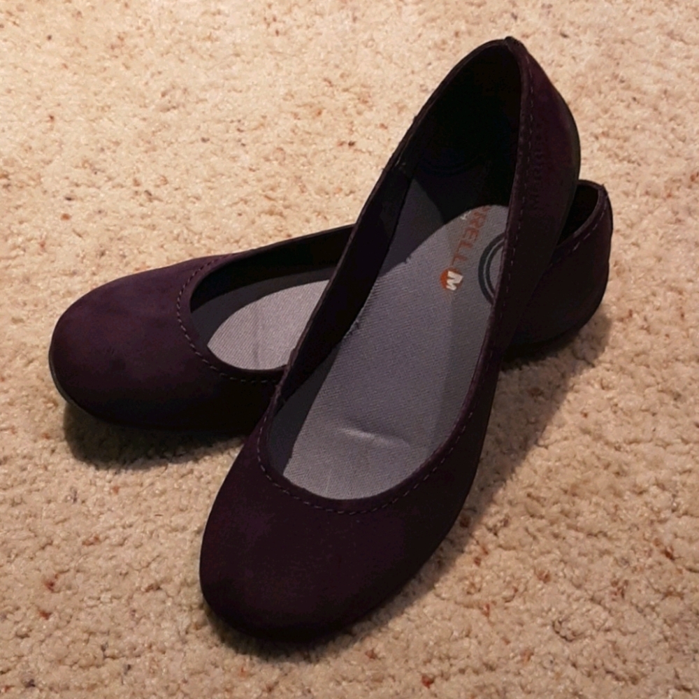 Merrell flats
